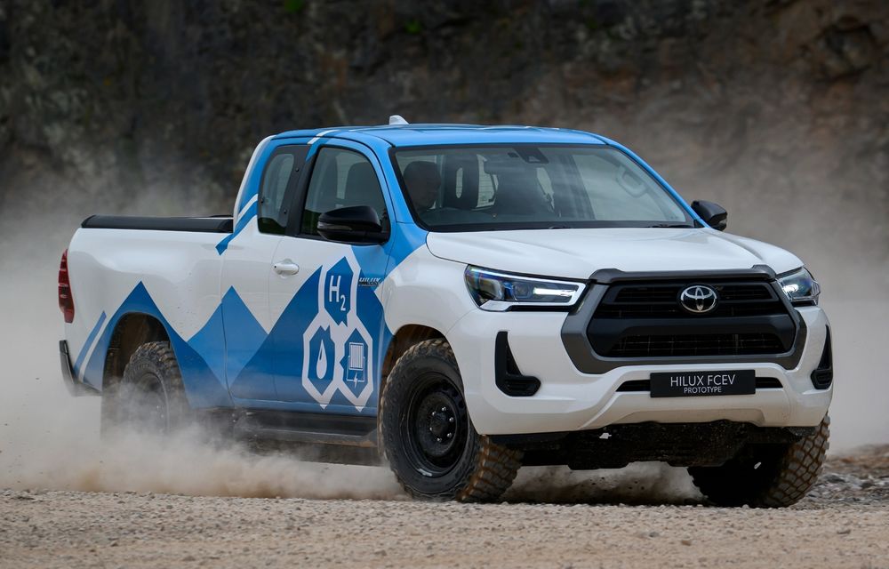 Toyota Hilux alimentat cu hidrogen a ajuns în faza demonstrativă: 600 km autonomie - Poza 1