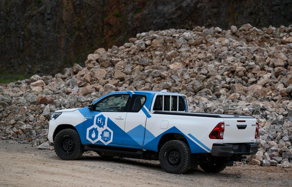 Toyota Hilux alimentat cu hidrogen a ajuns în faza demonstrativă: 600 km autonomie - Poza 6