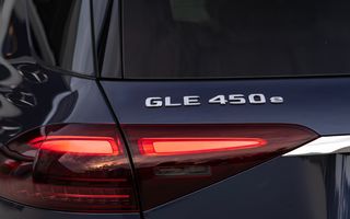 FOTOSPION: Primele imagini cu noul Mercedes-Benz GLE Coupe facelift