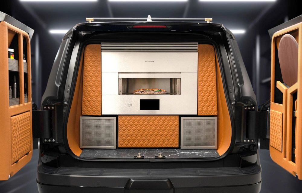 Noul Lexus GX Monogram este un concept dotat cu un cuptor de făcut pizza și un minibar - Poza 8