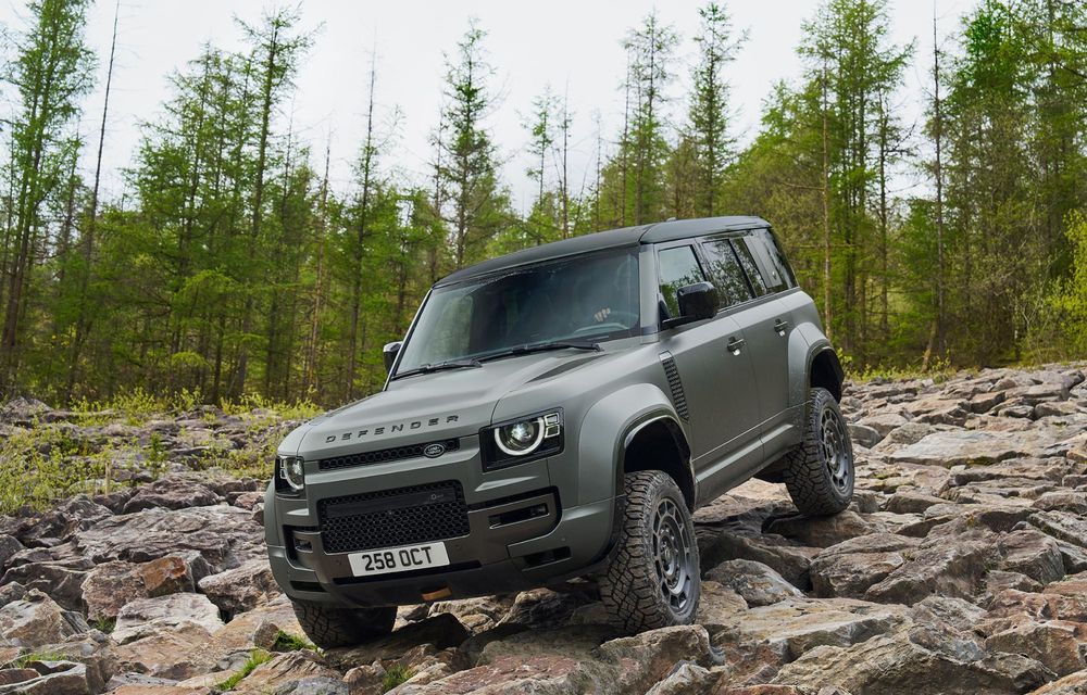 Acesta este noul Land Rover Defender OCTA: cel mai puternic Defender din istorie are 635 CP - Poza 4