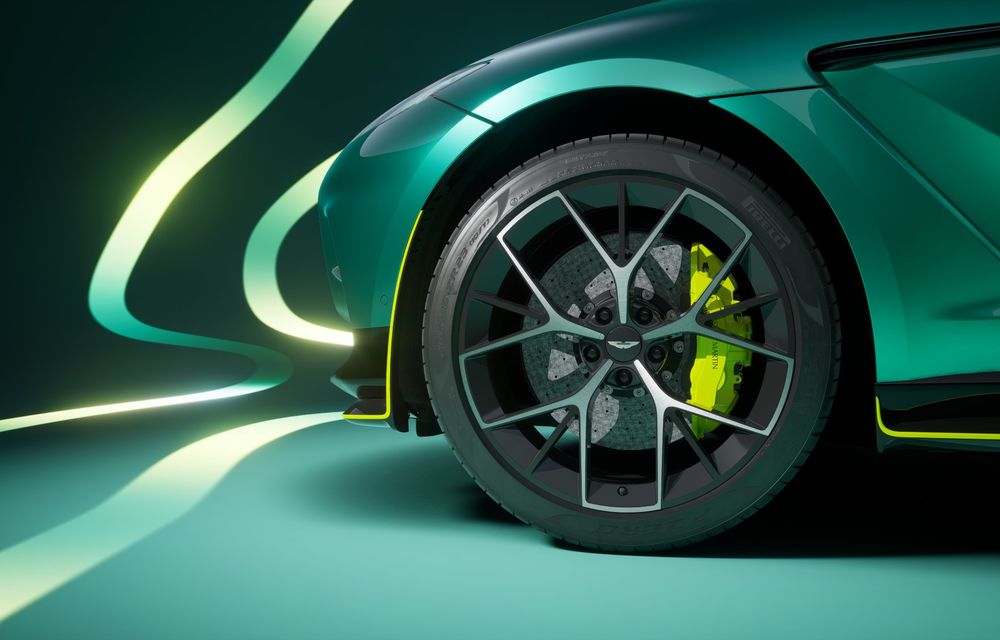 Noul Aston Martin DBX707 AMR24: ediție specială vopsită în culorile monopostului de Formula 1 - Poza 8
