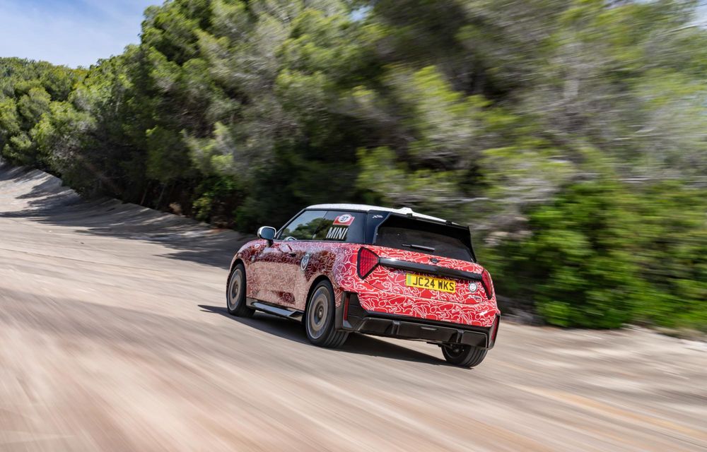 Imagini cu primul Mini John Cooper Works electric. Prototipul debutează la Goodwood - Poza 5