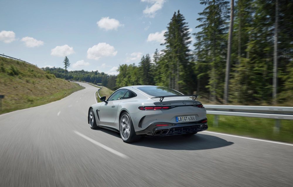 Mercedes-AMG GT primește o nouă versiune: motorul V8 dezvoltă 611 CP - Poza 7