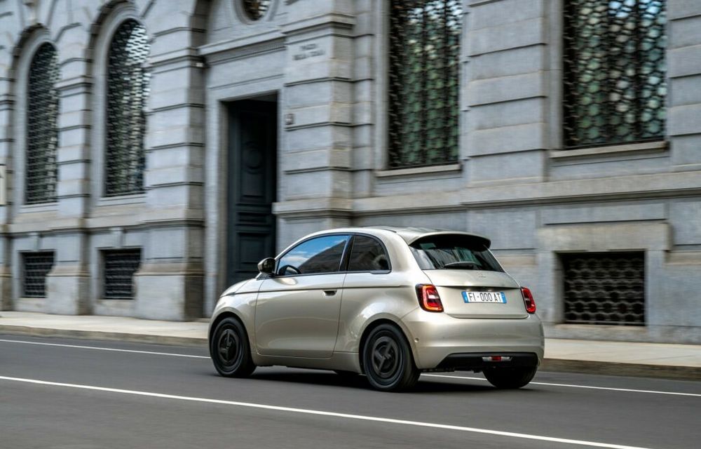 Ediție specială Giorgio Armani pentru Fiat 500e. Disponibilă în Europa - Poza 7