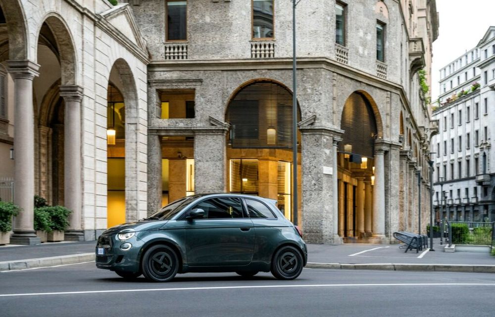 Ediție specială Giorgio Armani pentru Fiat 500e. Disponibilă în Europa - Poza 2