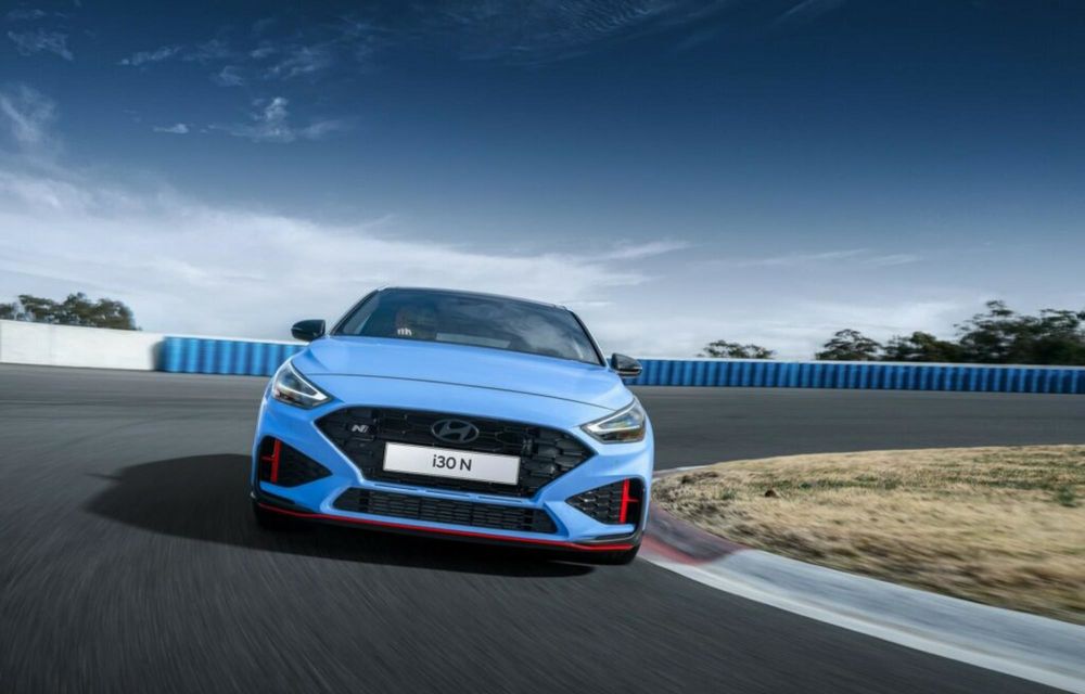 Noutăți pentru Hyundai i30 N hatchback: elemente vizuale noi și instrumentar digital mai mare - Poza 3