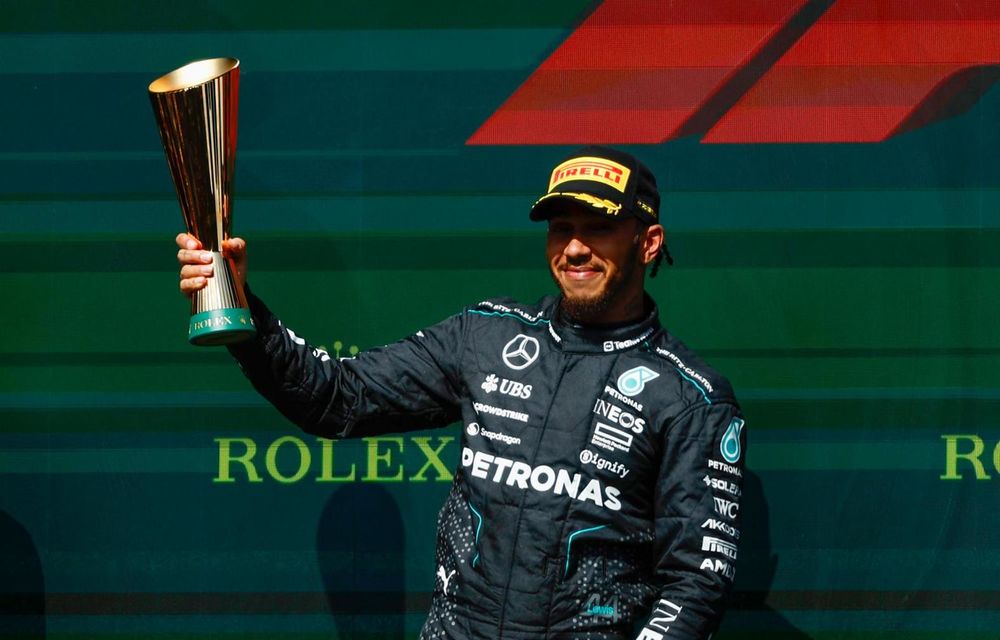 Formula 1: Lewis Hamilton, câștigător în Belgia după descalificarea lui George Russell - Poza 1