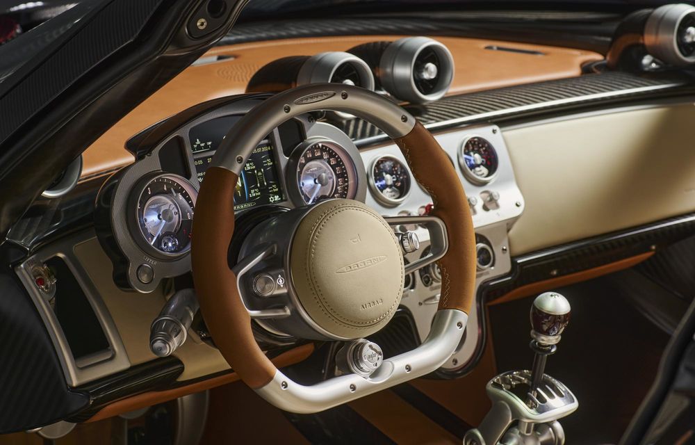 Acesta este noul Pagani Utopia Roadster. Modelul exotic decapotabil costă 3 milioane de euro - Poza 21