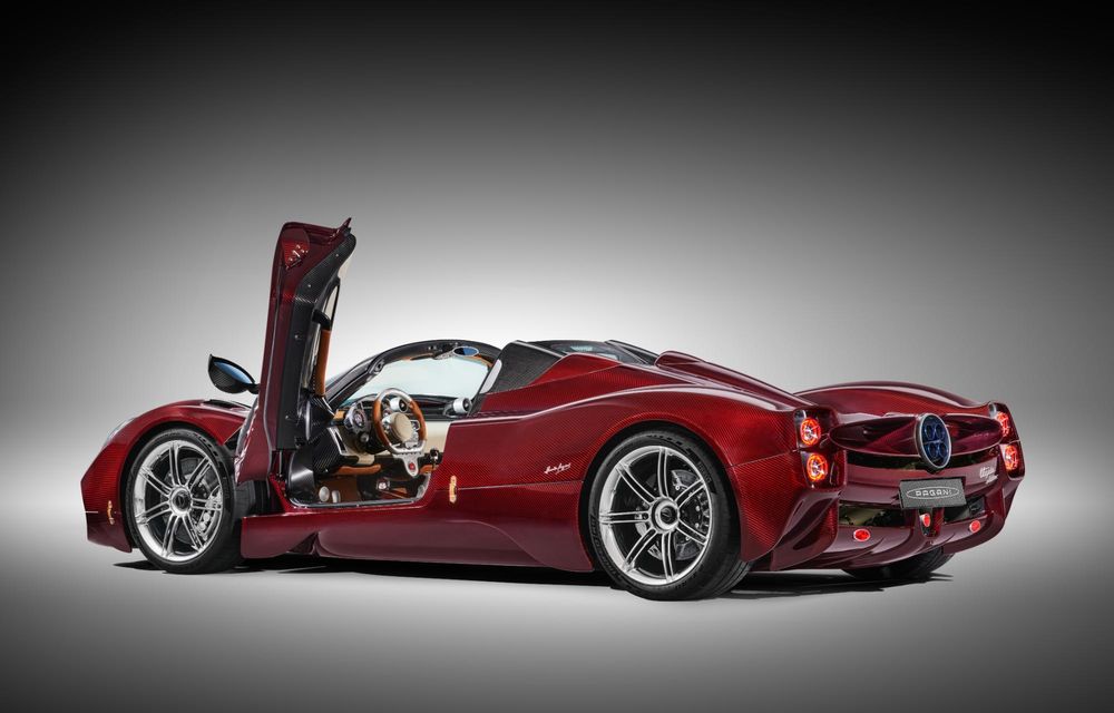 Acesta este noul Pagani Utopia Roadster. Modelul exotic decapotabil costă 3 milioane de euro - Poza 7