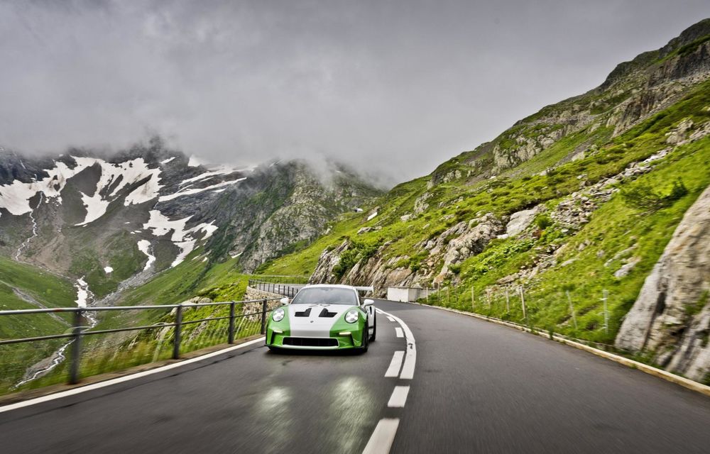 Porsche: exemplar unicat 911 GT3 RS, un omagiu adus lui Jo Siffert, pilot de curse în anii ’60 și ’70 - Poza 13