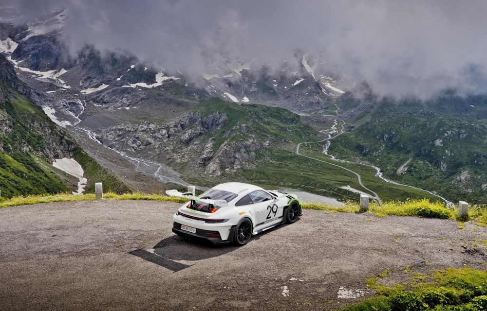 Porsche: exemplar unicat 911 GT3 RS, un omagiu adus lui Jo Siffert, pilot de curse în anii ’60 și ’70 - Poza 21