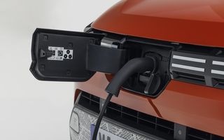 Costurile bateriilor modelelor electrificate Dacia și Renault: Spring are cel mai mic preț pe kWh