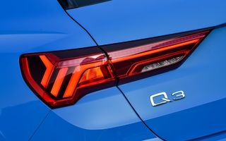 FOTOSPION: Imagini cu noul Audi Q3, surprins fără camuflaj. Lansare în 2025