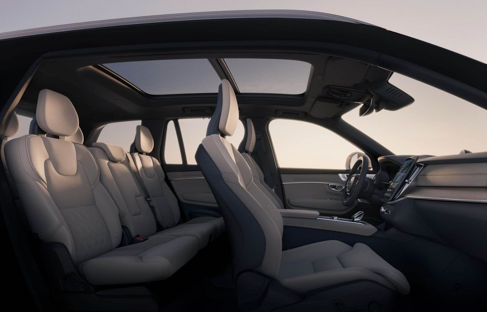 Volvo prezintă noul XC90 facelift: grilă revizuită și interior mai practic - Poza 18