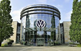 Volkswagen: directorul financiar anunță că producătorul german mai are maxim 2 ani pentru a se salva