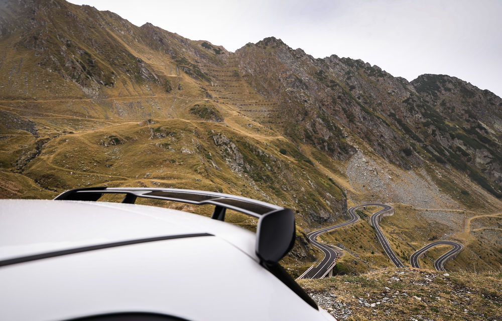 Prima zi din AlpineTour: aderență maximă pe Transfăgărășan și un bulz la 2000 de metri - Poza 31