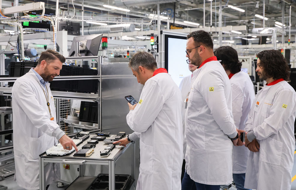 AlpineTour by Continental: La Sibiu am descoperit incubatorul tehnologiilor Mercedes-Benz - Poza 23