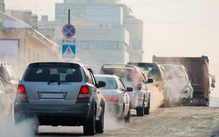 Producătorii auto europeni vor să amâne noile ținte de emisii de CO2 stabilite pentru 2025