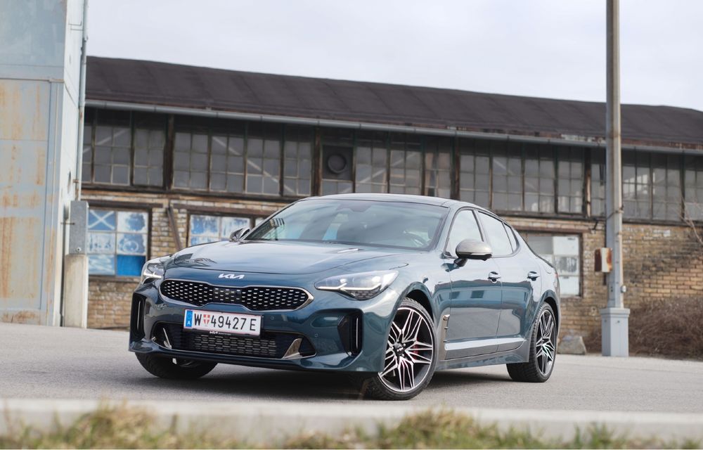 Kia Stinger GT ar putea renaște ca model electric - Poza 1