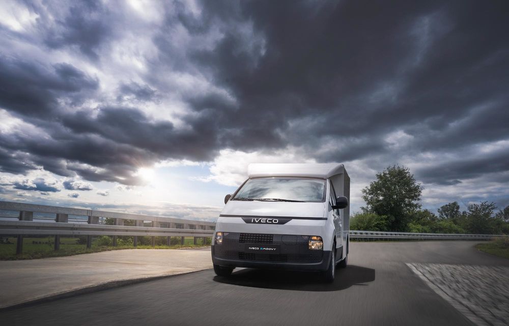 Acesta este noul Iveco eMoovy: utilitară electrică bazată pe Hyundai Staria - Poza 4