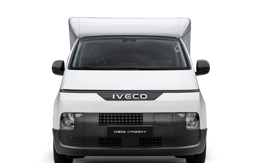 Acesta este noul Iveco eMoovy: utilitară electrică bazată pe Hyundai Staria - Poza 11