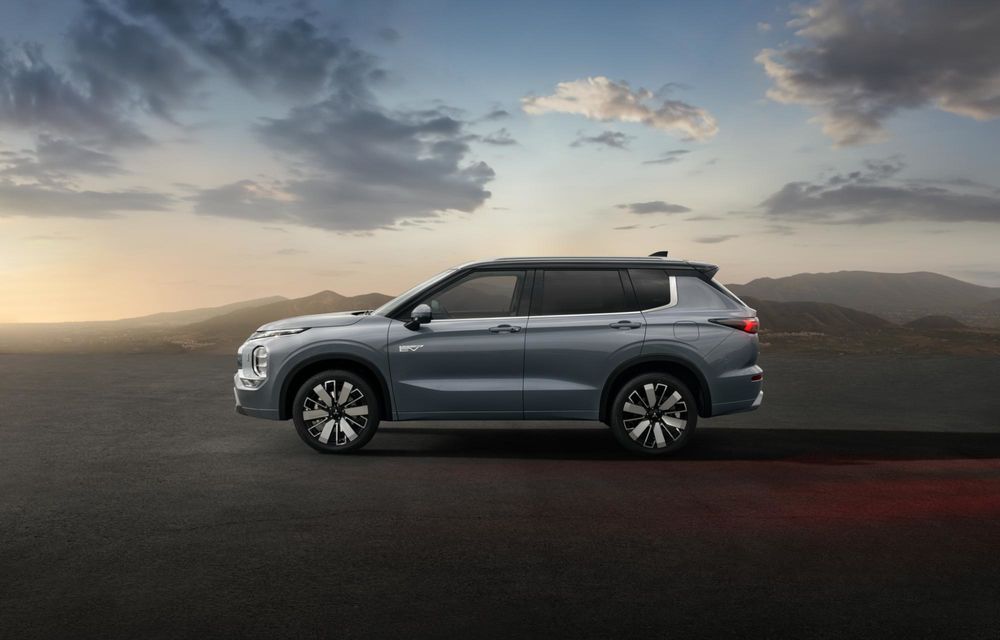 Noul Mitsubishi Outlander PHEV: autonomie electrică de 86 de kilometri - Poza 11