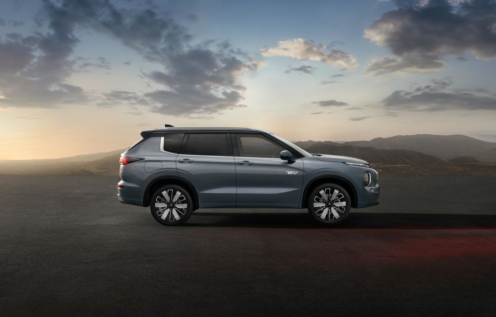 Noul Mitsubishi Outlander PHEV: autonomie electrică de 86 de kilometri - Poza 12