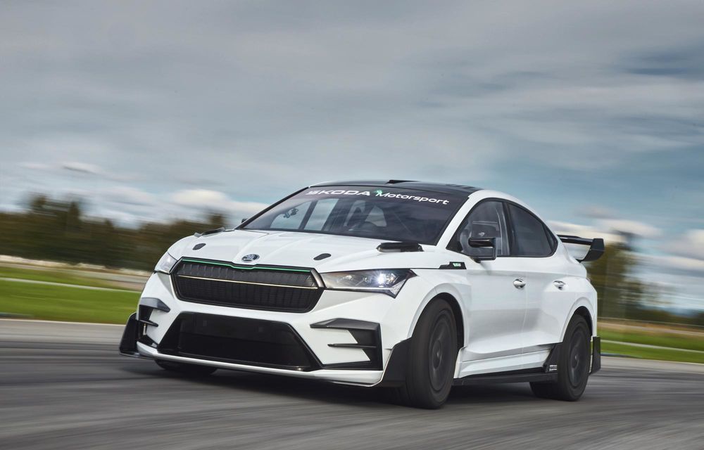 Noul concept Skoda Enyaq RS Race, o mașină de curse construită din materiale ecologice - Poza 10