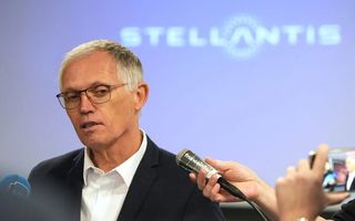 OFICIAL: Carlos Tavares se va retrage de la șefia Stellantis