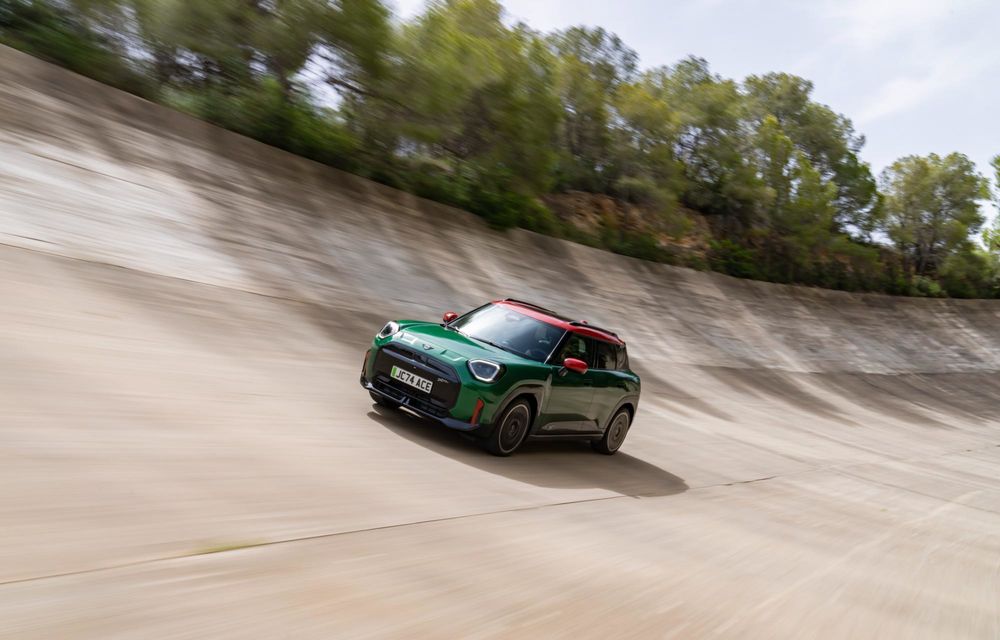 Noul Mini John Cooper Works Aceman: versiune de performanță cu 260 CP - Poza 4