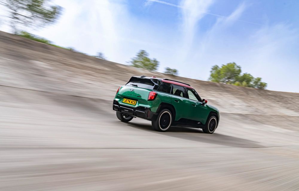 Noul Mini John Cooper Works Aceman: versiune de performanță cu 260 CP - Poza 11