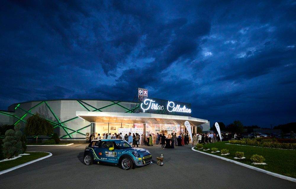 Primul Mini Cooper electric de curse, dezvoltat în România, expus la Galeria Țiriac - Poza 2