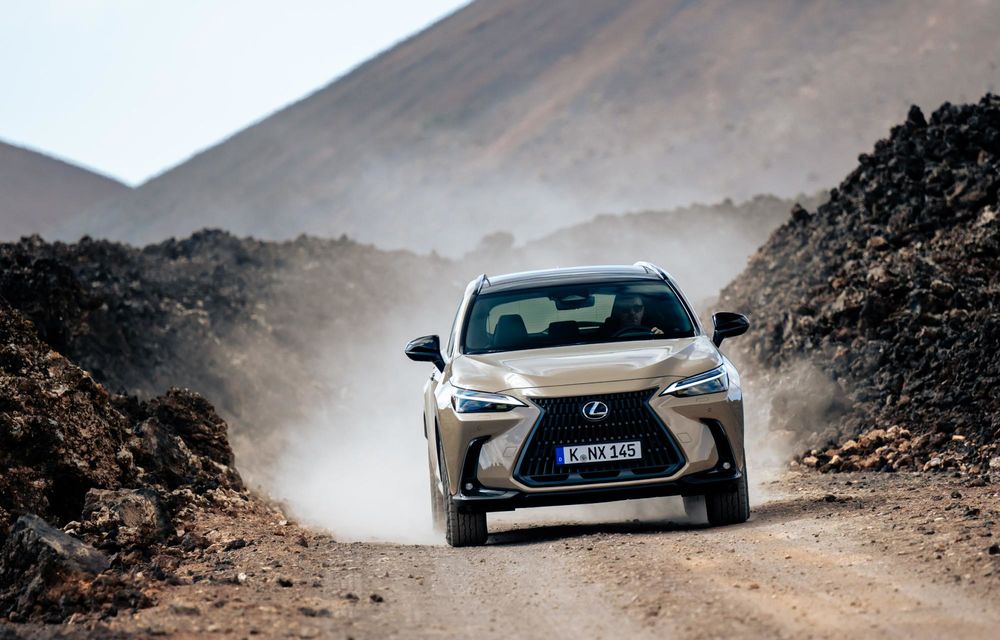 Noul Lexus NX Overtrail: versiune de teren cu suspensie înălțată - Poza 15