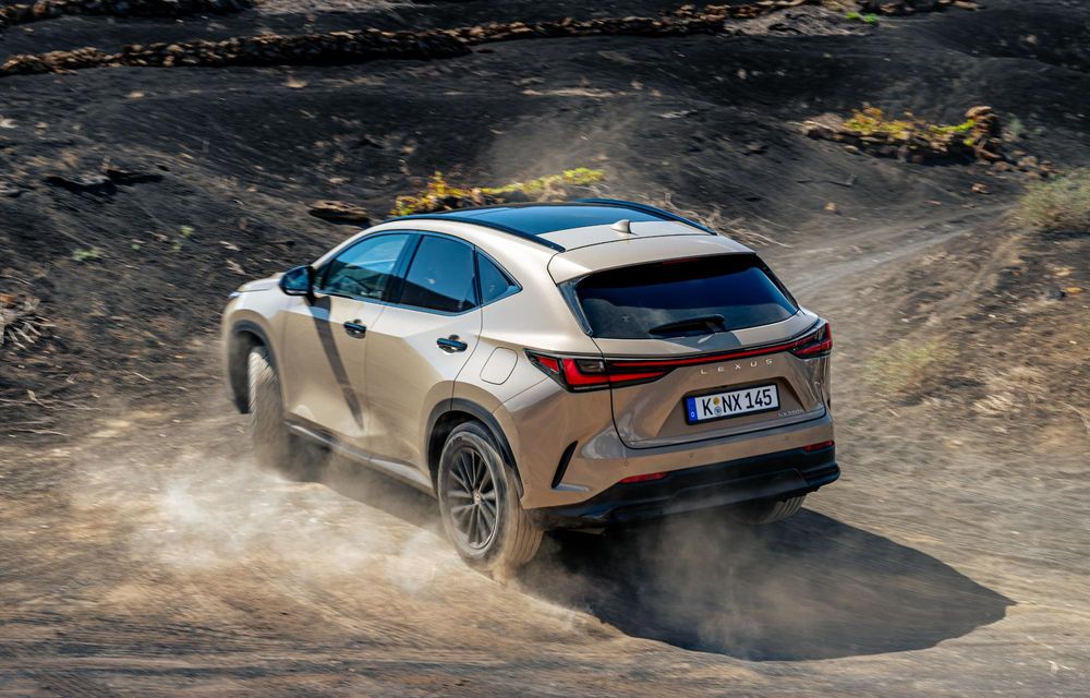 Noul Lexus NX Overtrail: versiune de teren cu suspensie înălțată - Poza 46