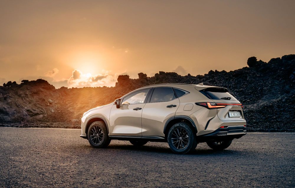 Noul Lexus NX Overtrail: versiune de teren cu suspensie înălțată - Poza 57