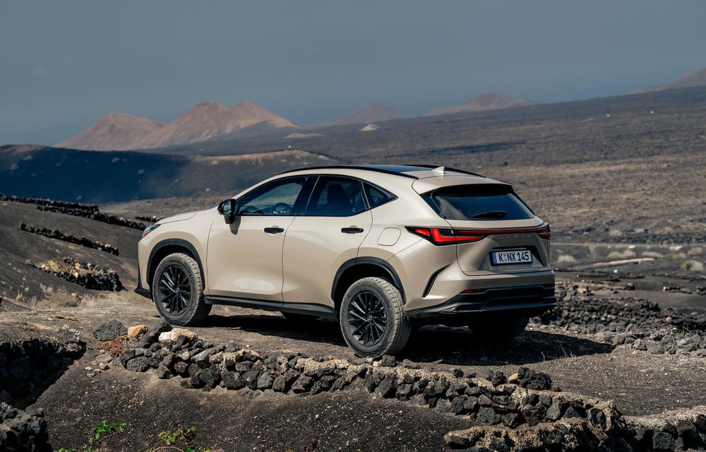 Noul Lexus NX Overtrail: versiune de teren cu suspensie înălțată - Poza 58