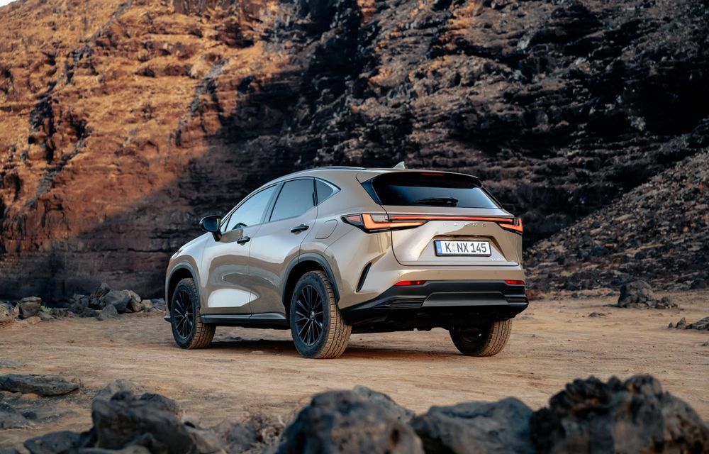 Noul Lexus NX Overtrail: versiune de teren cu suspensie înălțată - Poza 65