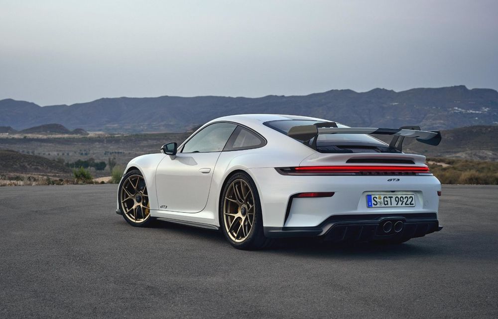 Noul Porsche 911 GT3 facelift: disponibil și în versiunea Touring Package - Poza 9