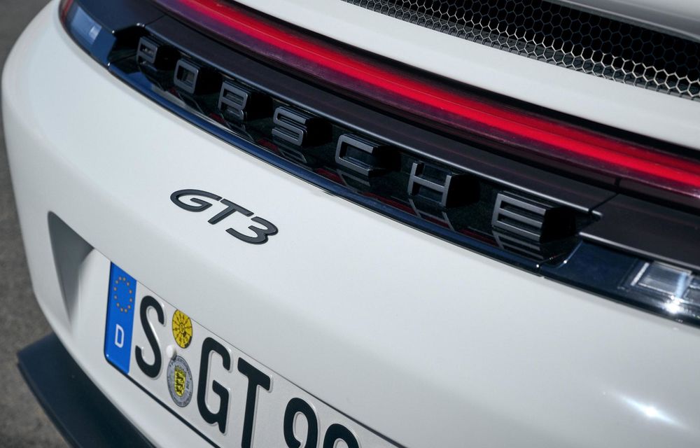 Noul Porsche 911 GT3 facelift: disponibil și în versiunea Touring Package - Poza 30