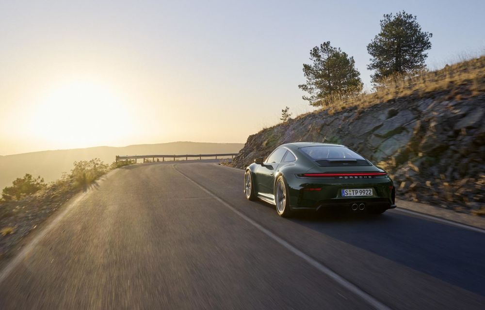 Noul Porsche 911 GT3 facelift: disponibil și în versiunea Touring Package - Poza 43