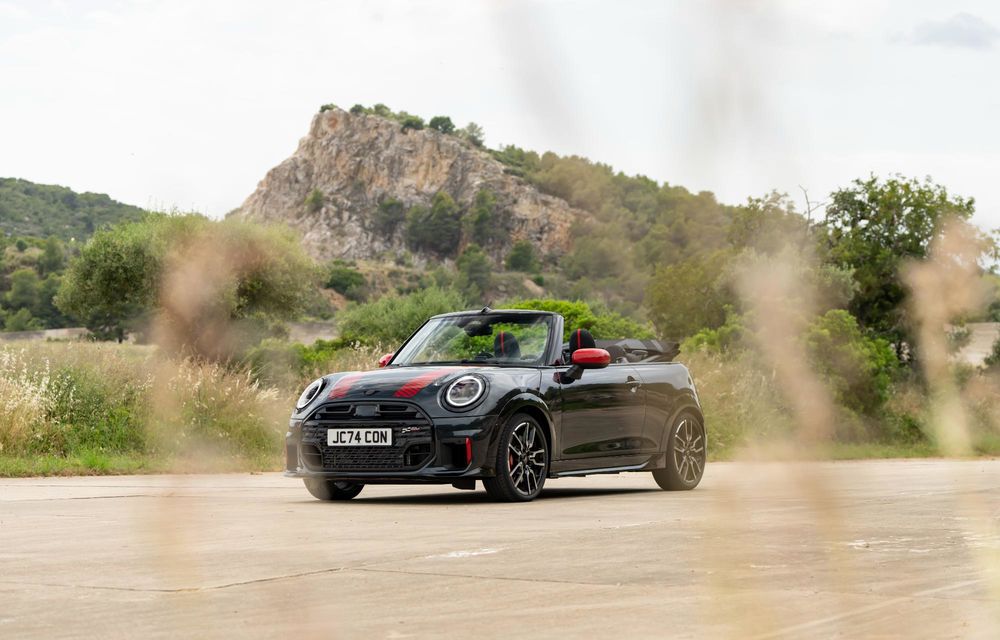 Noul Mini John Cooper Works cu motor pe benzină: dispare cutia manuală - Poza 54