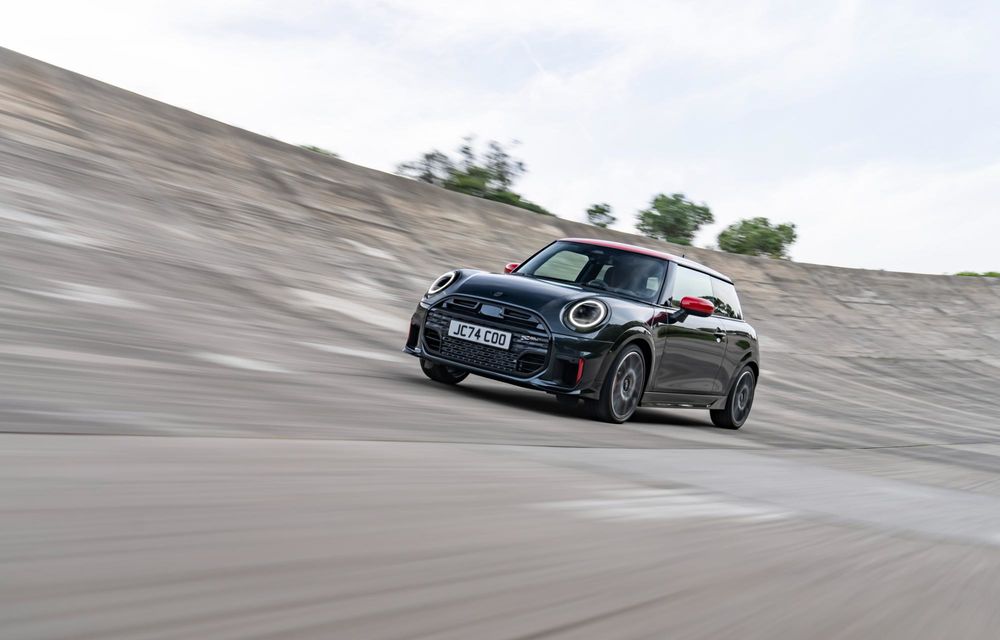 Noul Mini John Cooper Works cu motor pe benzină: dispare cutia manuală - Poza 8