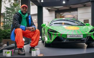 McLaren Artura devine o piesă de artă într-o colaborare caritabilă