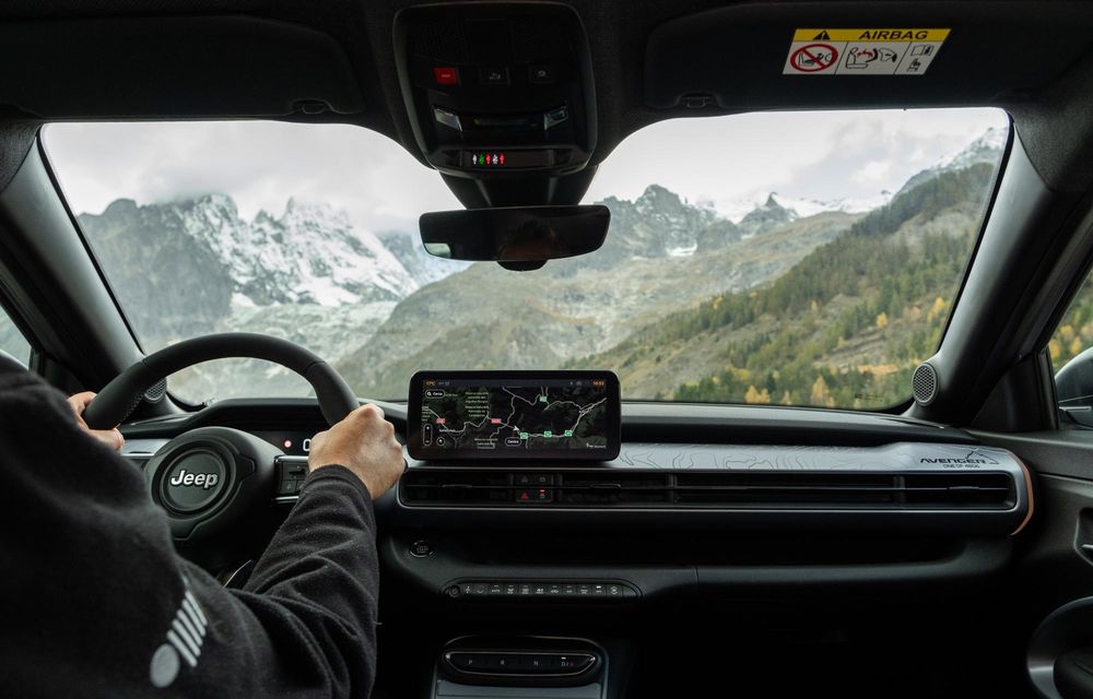 Jeep: ediție specială nouă pentru Avenger, dezvoltată în colaborare cu The North Face - Poza 79