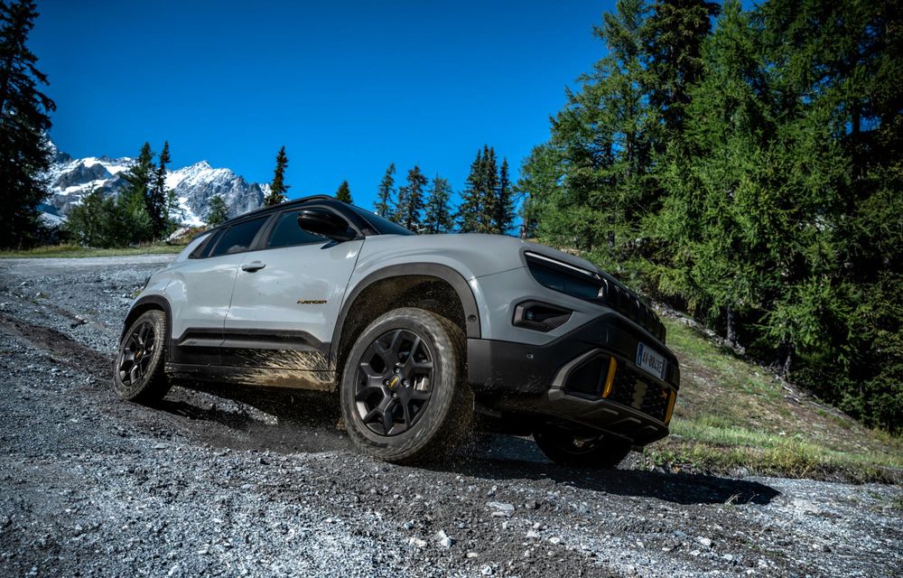 Jeep: ediție specială nouă pentru Avenger, dezvoltată în colaborare cu The North Face - Poza 20