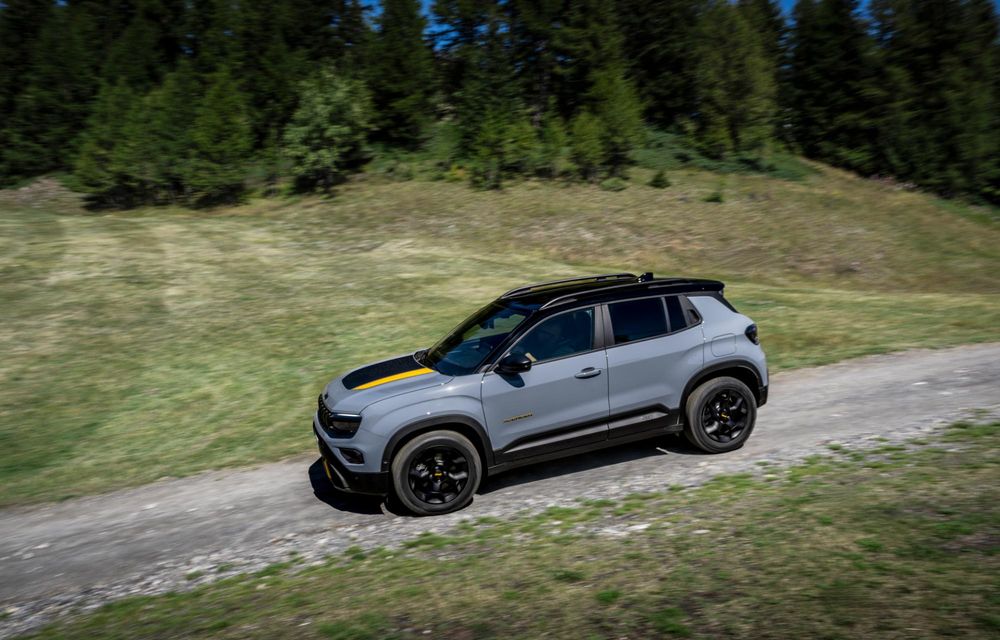 Jeep: ediție specială nouă pentru Avenger, dezvoltată în colaborare cu The North Face - Poza 37