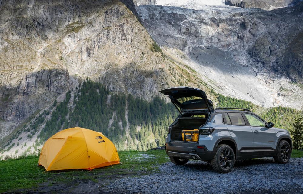 Jeep: ediție specială nouă pentru Avenger, dezvoltată în colaborare cu The North Face - Poza 67