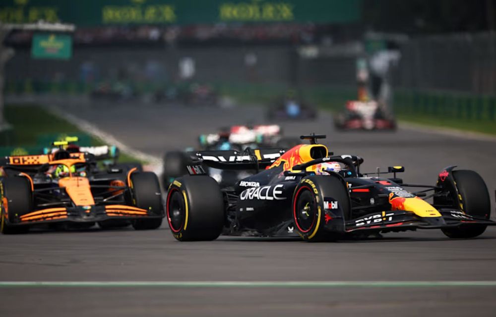 Formula 1: Carlos Sainz, victorie în Mexic. Dublă penalizare pentru Max Verstappen - Poza 3