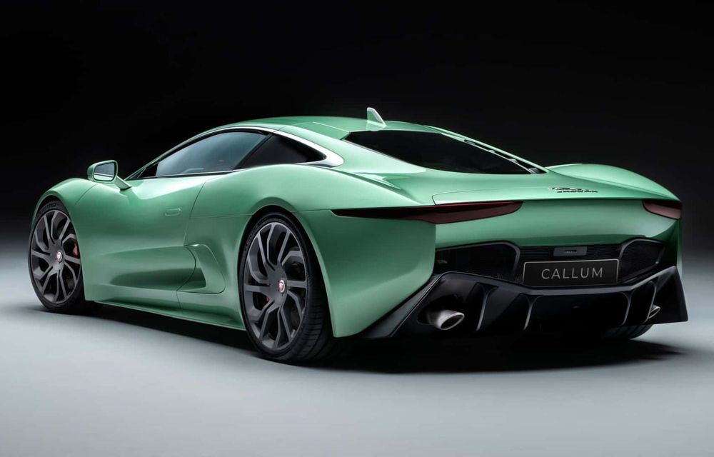 Jaguar: conceptul C-X75 folosit într-un film James Bond este acum legal de stradă - Poza 2